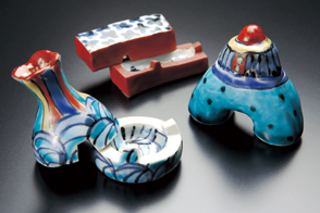 ���� ���b